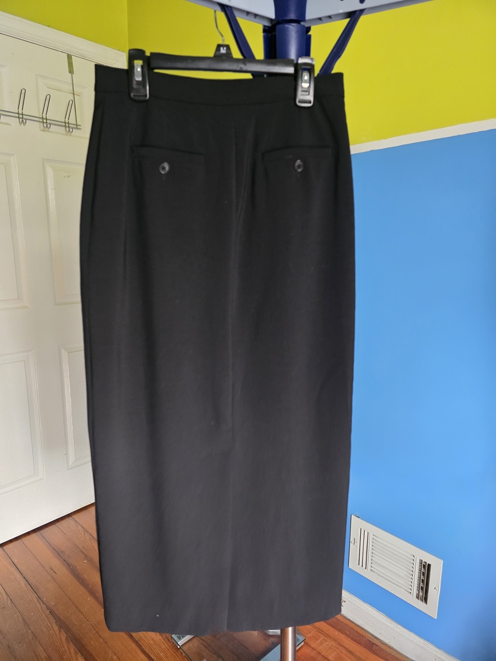 Lauren Ralph Lauren Black Pencil Skirt with Button-Welt Back Pockets